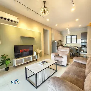 https://sea-view-suites-country-garden.johorbahruhotels.net